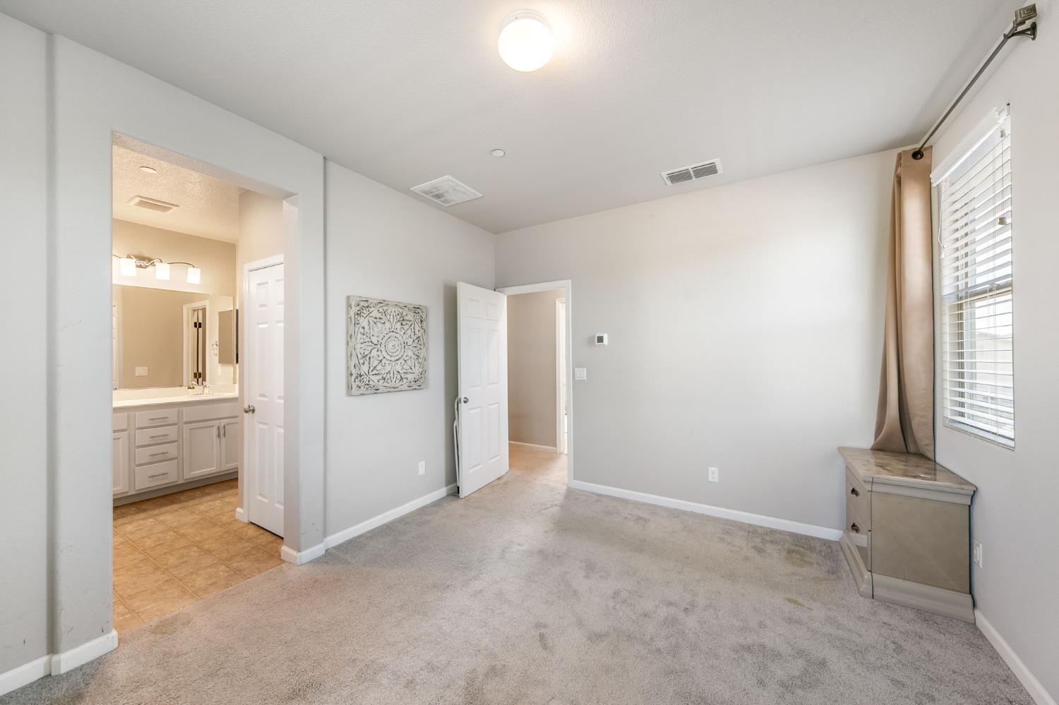 Detail Gallery Image 22 of 41 For 7946 Little Plum Way, Antelope,  CA 95843 - 4 Beds | 2/1 Baths