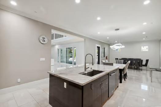 Detail Gallery Image 10 of 45 For 7160 W Dovewood Ln, Fresno,  CA 93723 - 7 Beds | 5/1 Baths