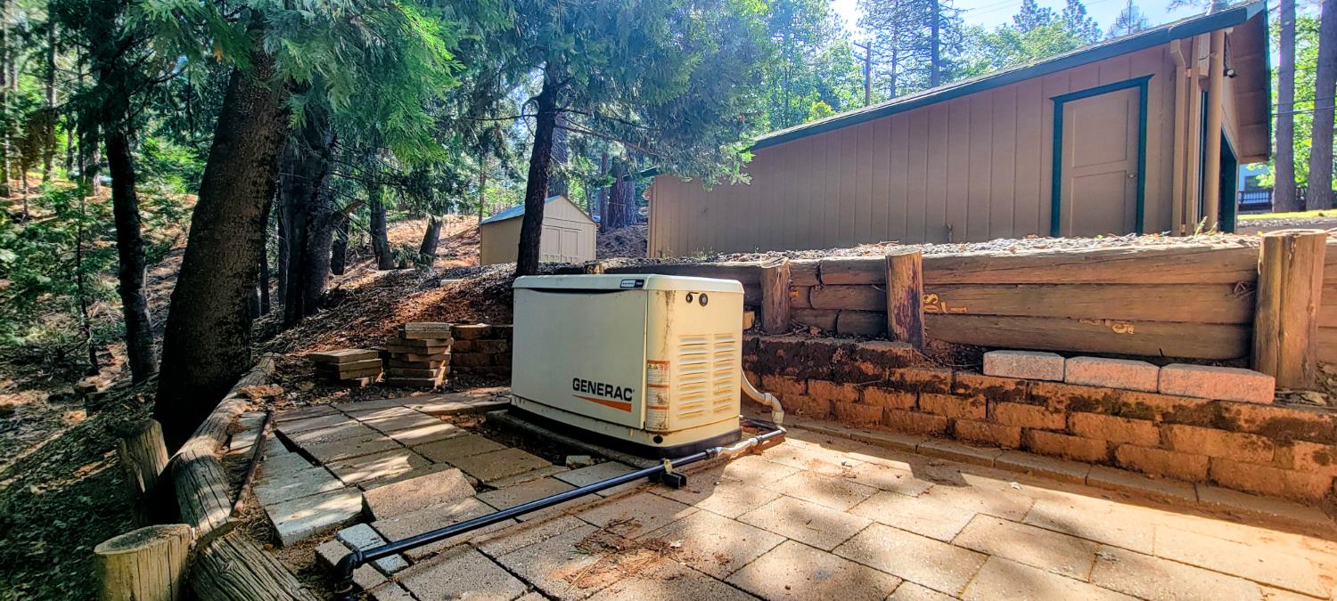 Detail Gallery Image 25 of 28 For 24040 Hitching Post Rd, Sonora,  CA 95370 - 3 Beds | 2 Baths