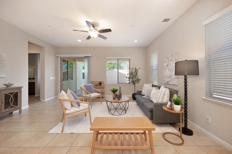 Detail Gallery Image 12 of 53 For 5416 Cannes Ct, Fair Oaks,  CA 95628 - 3 Beds | 2/1 Baths