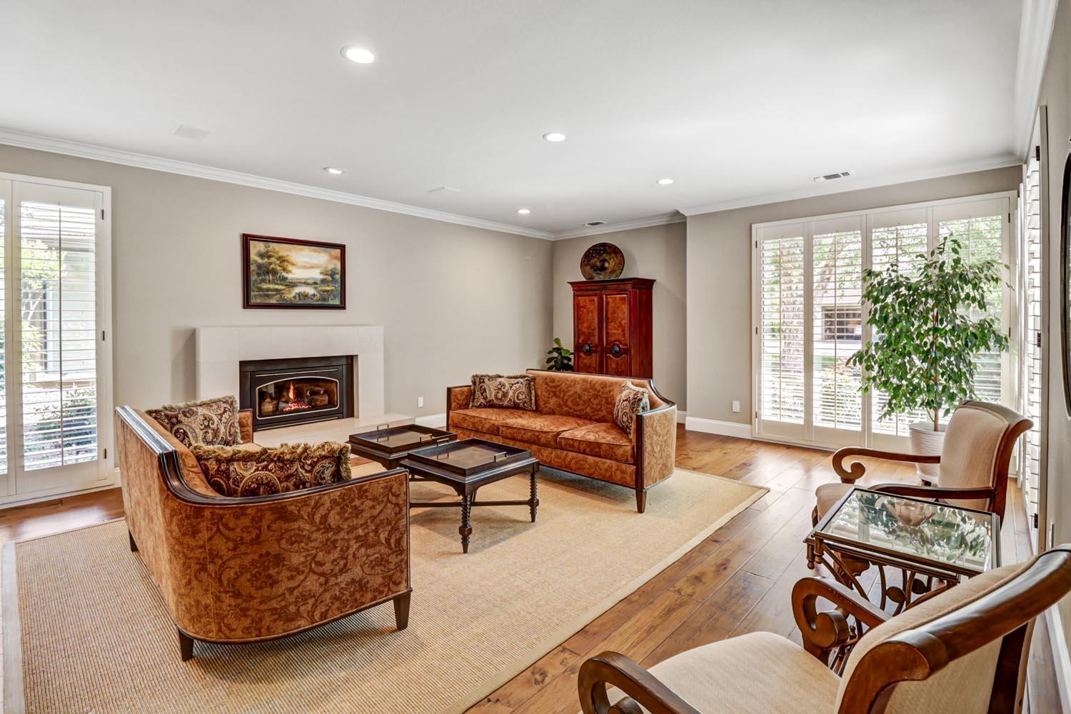 Detail Gallery Image 6 of 62 For 11464 Huntington Village Ln, Gold River,  CA 95670 - 4 Beds | 4/2 Baths
