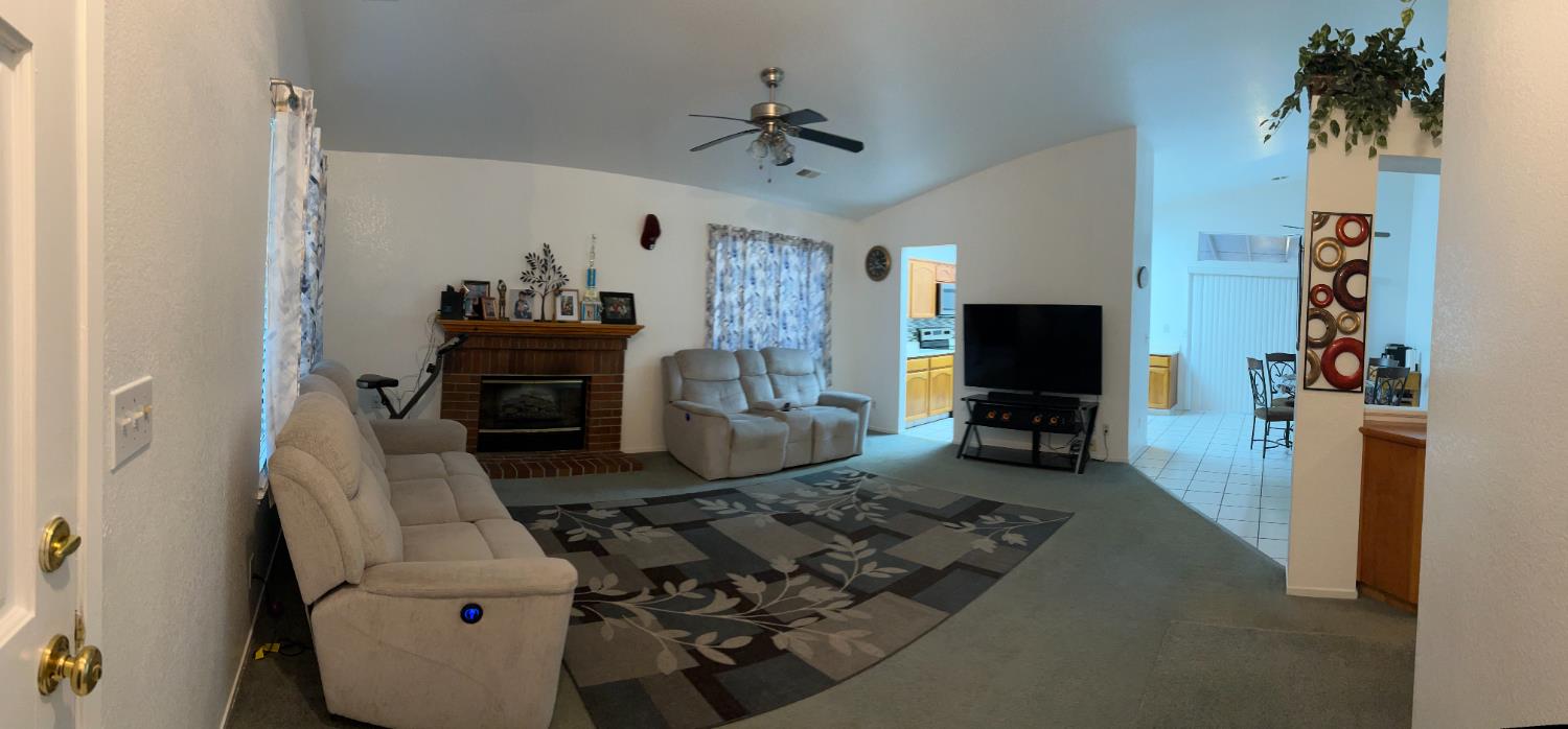 Ferrel Court, Delhi, California image 2