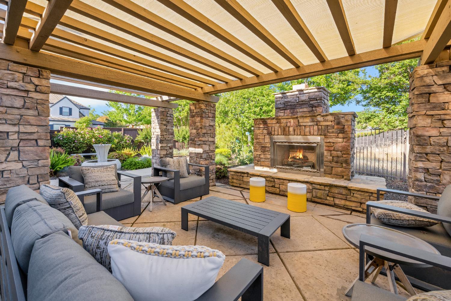 Detail Gallery Image 57 of 62 For 3981 Monteverde Dr, Lincoln,  CA 95648 - 4 Beds | 2/2 Baths