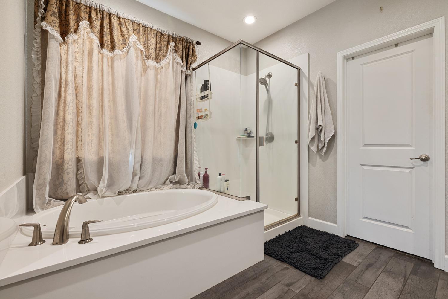 Detail Gallery Image 27 of 35 For 213 Isabella Dr, Lodi,  CA 95240 - 3 Beds | 2 Baths