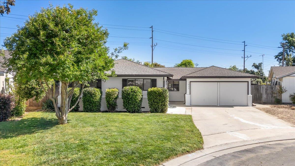 Detail Gallery Image 2 of 47 For 1022 Calder Ct, Modesto,  CA 95350 - 3 Beds | 2 Baths
