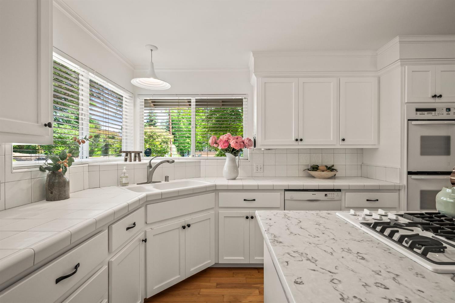 Detail Gallery Image 17 of 55 For 7402 West Ln, Granite Bay,  CA 95746 - 4 Beds | 3 Baths