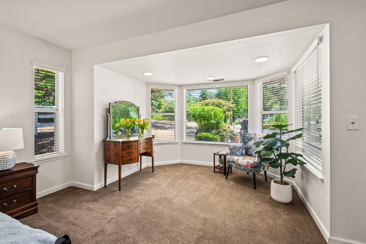 Detail Gallery Image 22 of 55 For 7402 West Ln, Granite Bay,  CA 95746 - 4 Beds | 3 Baths