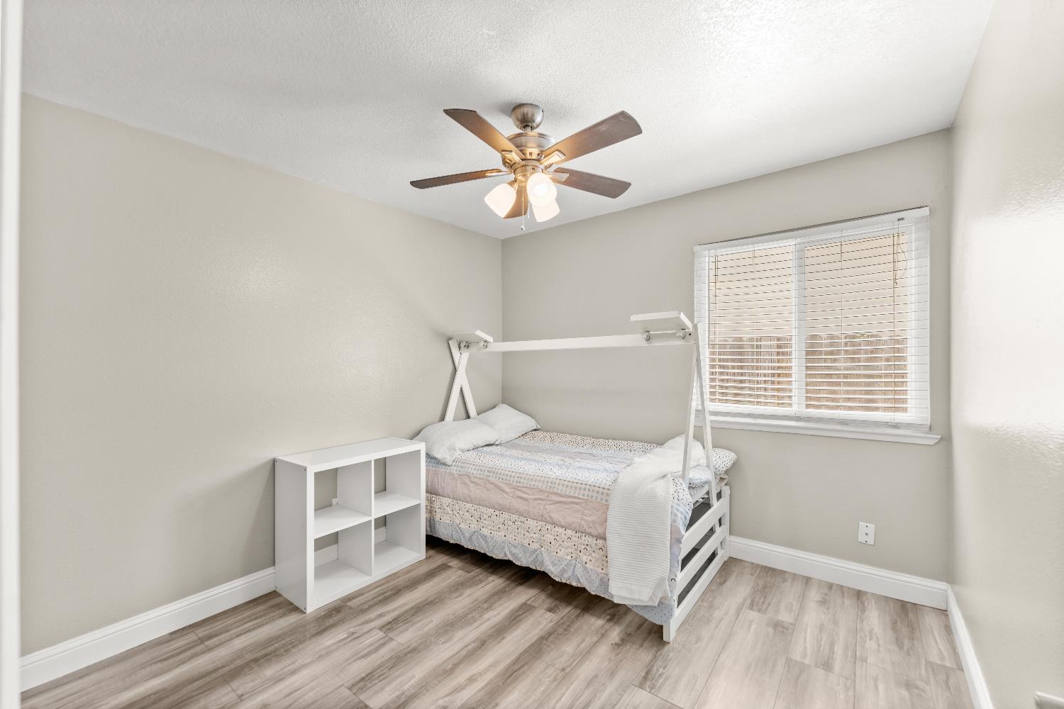 Detail Gallery Image 21 of 66 For 2915 Baronet Way, Sacramento,  CA 95833 - 4 Beds | 2 Baths