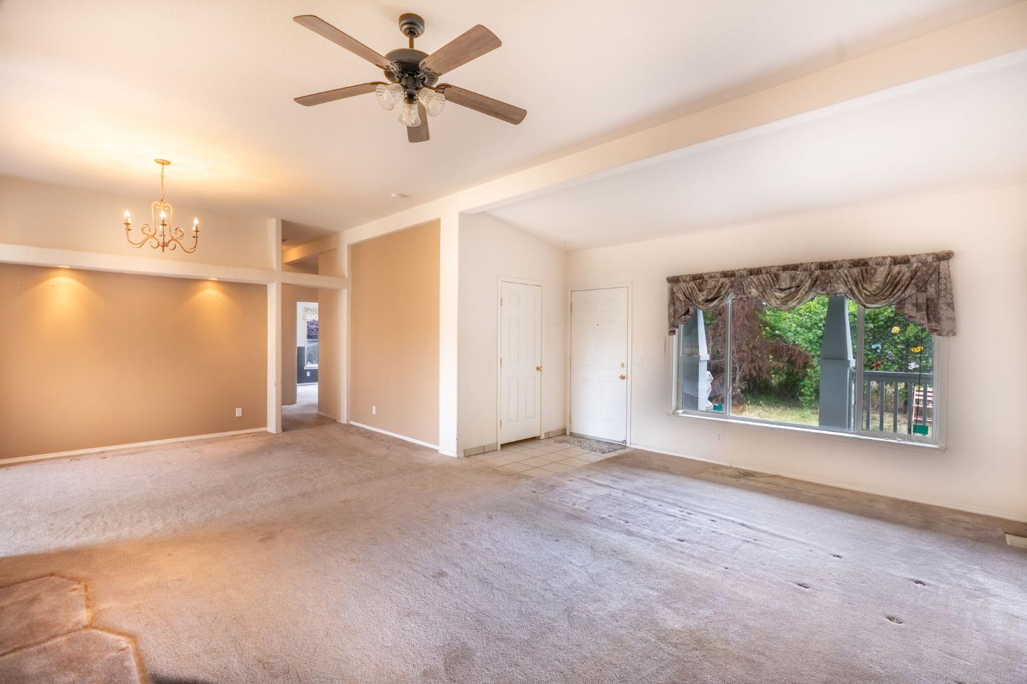 Detail Gallery Image 10 of 52 For 16525 Morrison Road, Oakdale,  CA 95361 - 4 Beds | 3 Baths