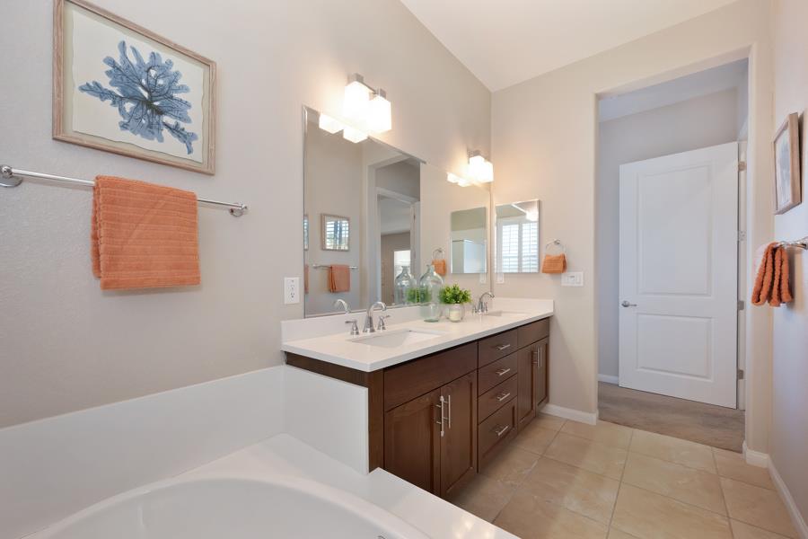 Detail Gallery Image 28 of 53 For 5416 Cannes Ct, Fair Oaks,  CA 95628 - 3 Beds | 2/1 Baths
