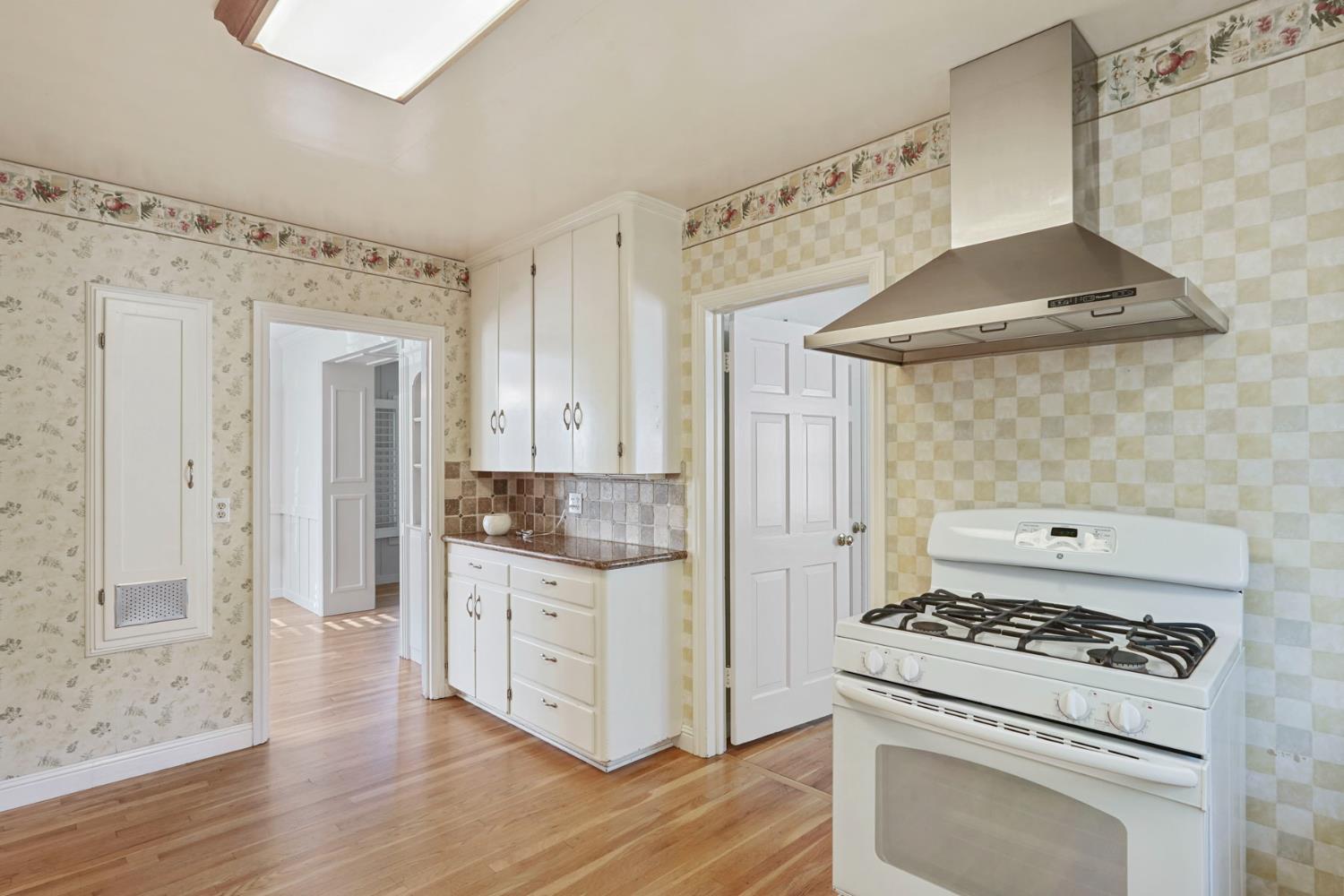 Detail Gallery Image 20 of 47 For 1308 Rivara Rd, Stockton,  CA 95207 - 4 Beds | 2 Baths