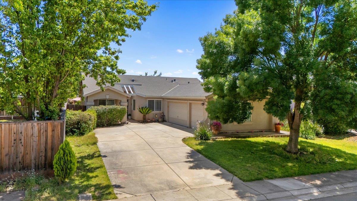 Detail Gallery Image 1 of 34 For 803 Mcdevitt Dr, Wheatland,  CA 95692 - 3 Beds | 2 Baths