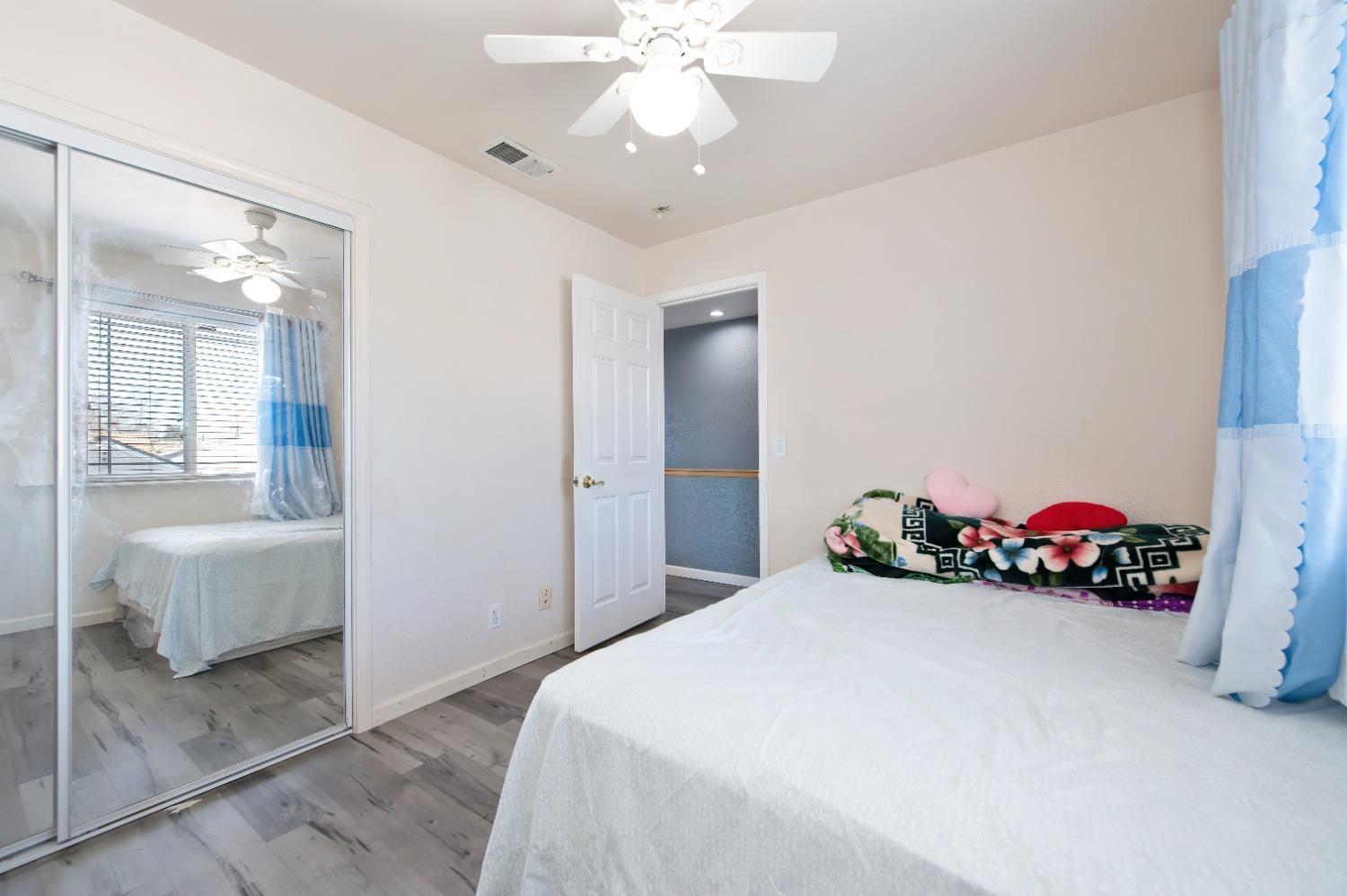 Detail Gallery Image 27 of 42 For 8924 La Margarita Way, Sacramento,  CA 95828 - 4 Beds | 2/1 Baths