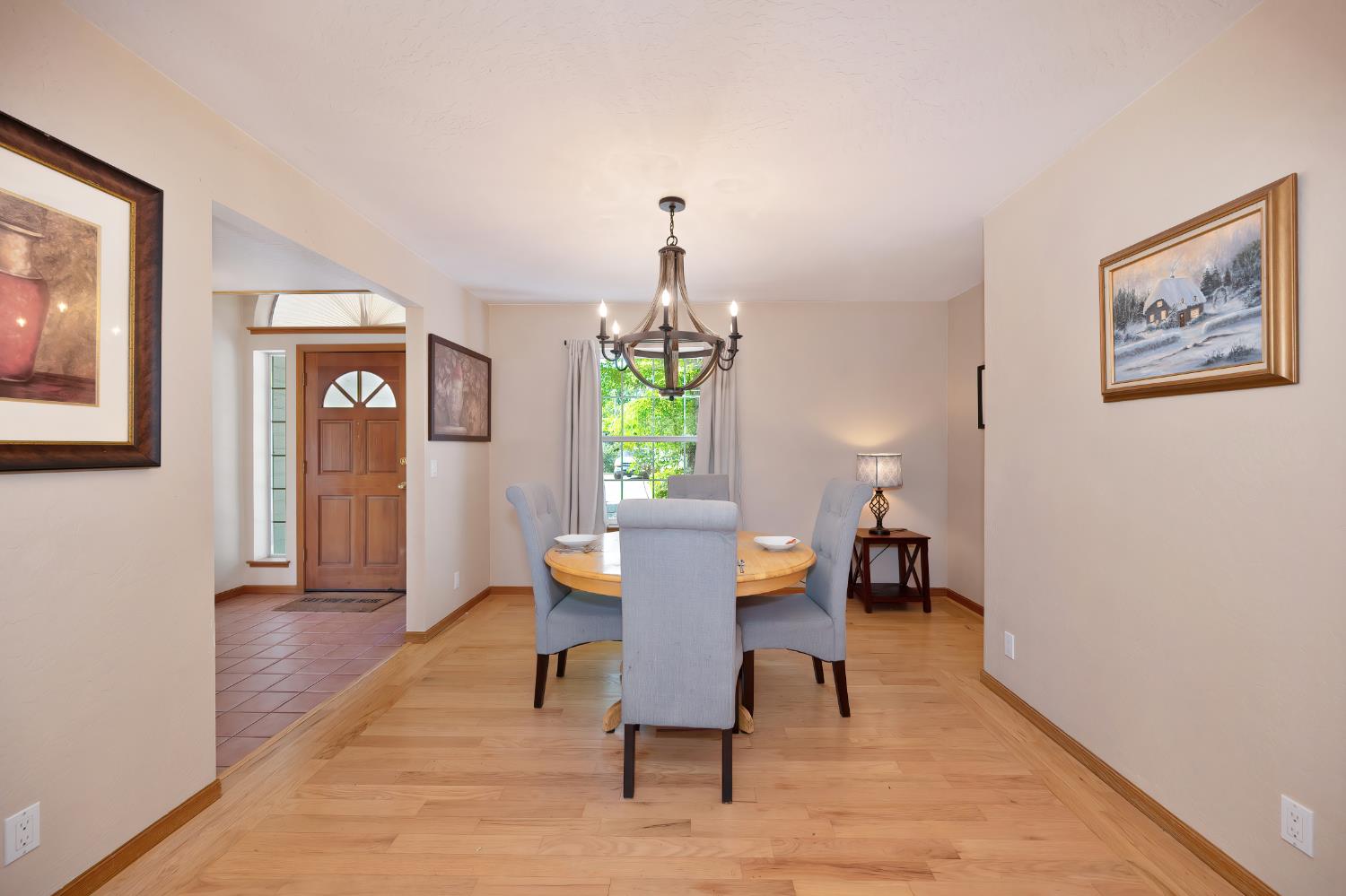 Detail Gallery Image 5 of 67 For 2818 Silvercrest St, Placerville,  CA 95667 - 3 Beds | 2/1 Baths