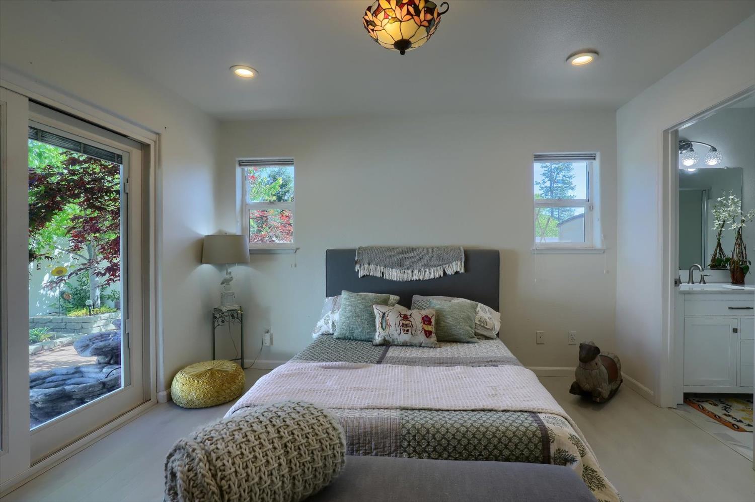 Detail Gallery Image 34 of 95 For 127 Highlands Ct, Grass Valley,  CA 95945 - 2 Beds | 2 Baths