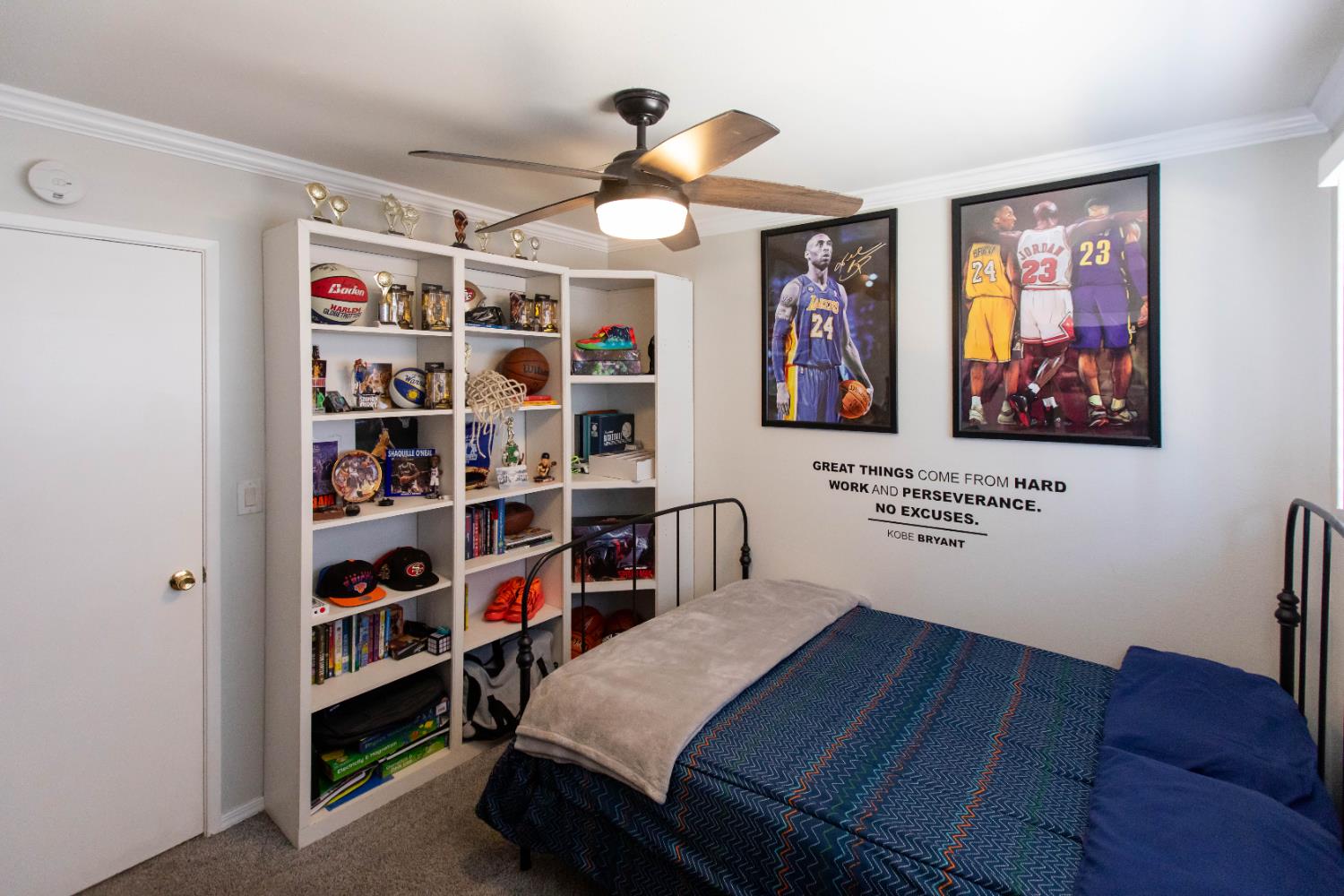 Detail Gallery Image 32 of 44 For 8940 Leatham Ave, Fair Oaks,  CA 95628 - 4 Beds | 2 Baths