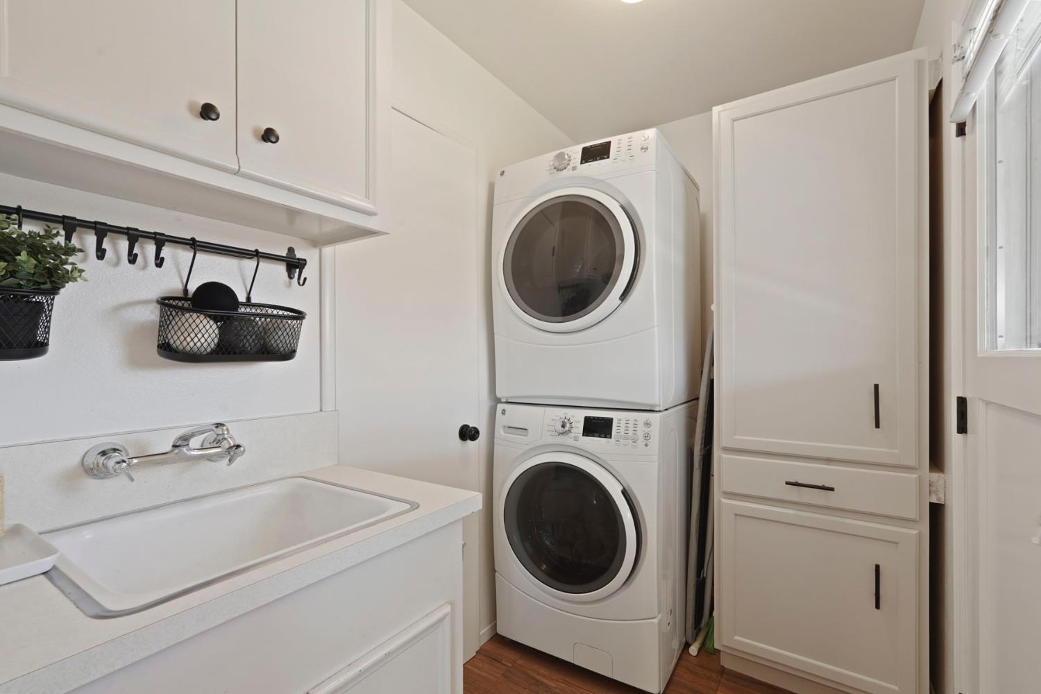 Detail Gallery Image 23 of 35 For 725 Maplewood Dr, Lodi,  CA 95242 - 3 Beds | 2 Baths