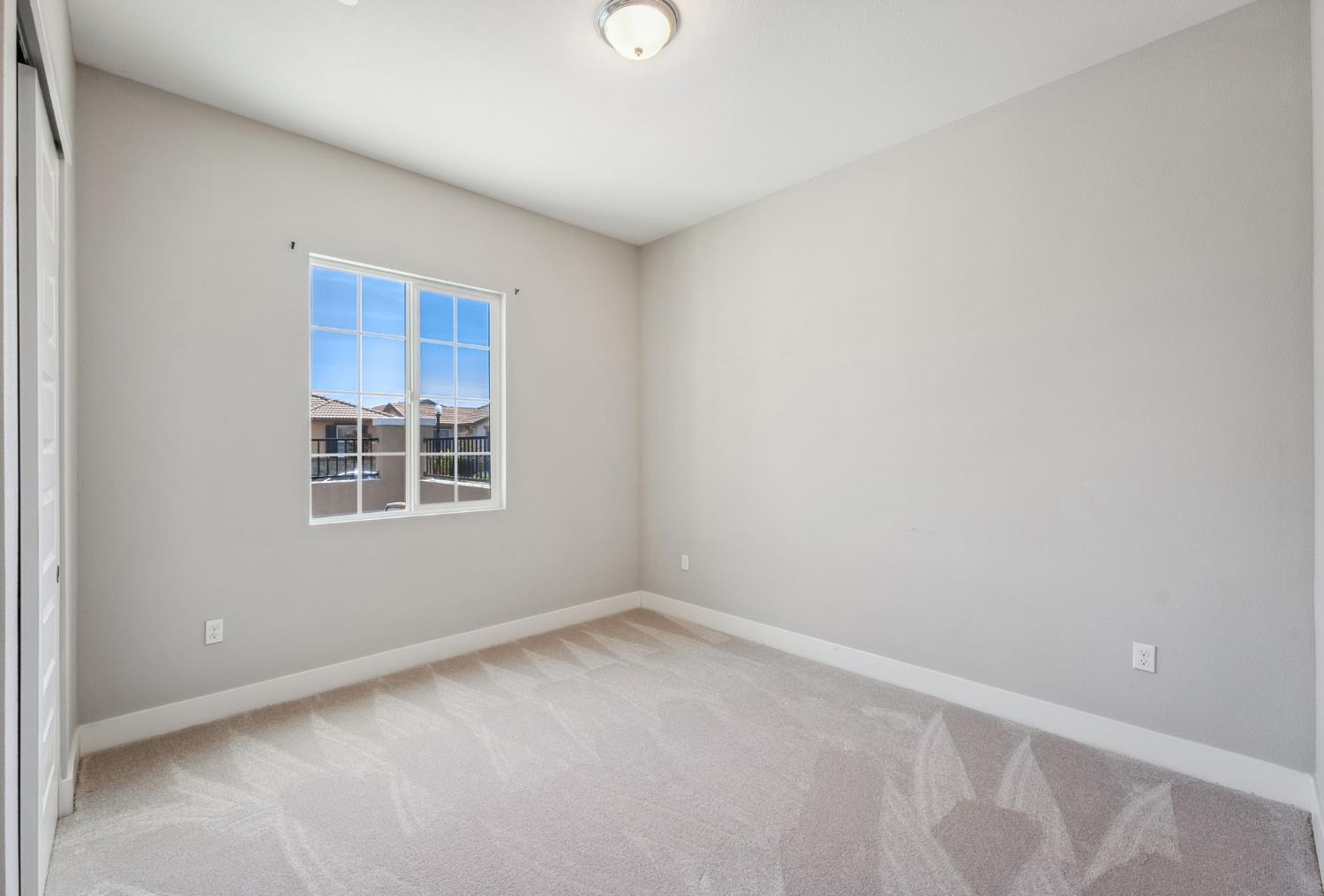 Detail Gallery Image 17 of 22 For 4456 Danube River Ln, Sacramento,  CA 95834 - 2 Beds | 2 Baths