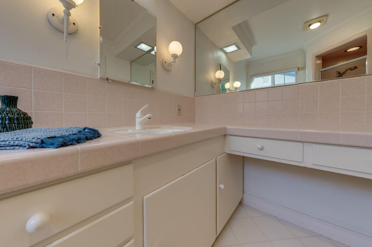 Detail Gallery Image 28 of 43 For 4138 Yacht Harbor Dr, Stockton,  CA 95204 - 3 Beds | 2 Baths