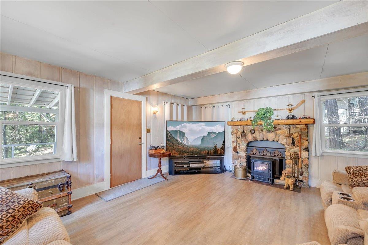 Detail Gallery Image 6 of 39 For 25885 Mono Dr, Long Barn,  CA 95335 - 2 Beds | 1/1 Baths