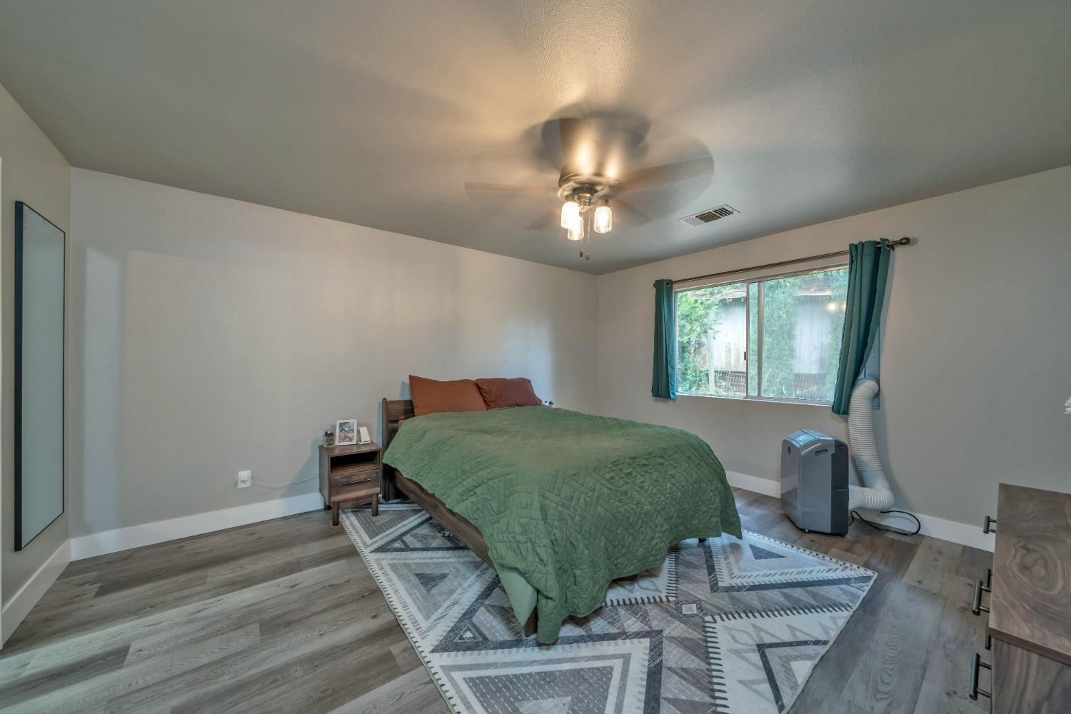 Detail Gallery Image 17 of 34 For 5781 Sly Park Rd, Pollock Pines,  CA 95726 - 2 Beds | 2 Baths