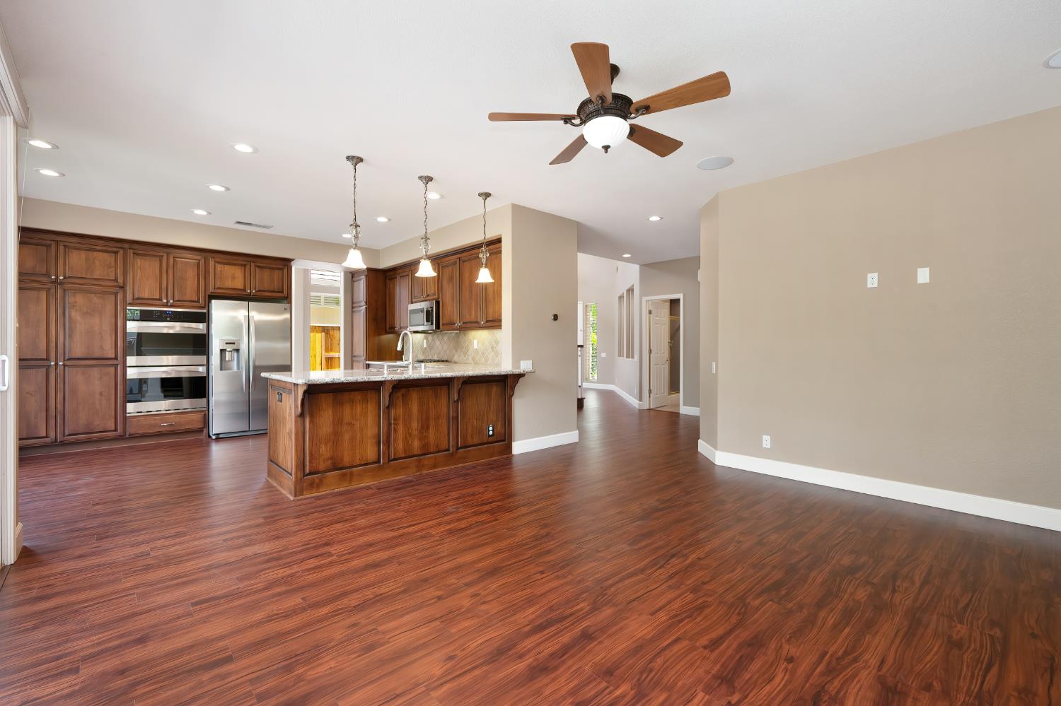 Detail Gallery Image 24 of 52 For 4001 Ironwood Dr, El Dorado Hills,  CA 95762 - 5 Beds | 3 Baths