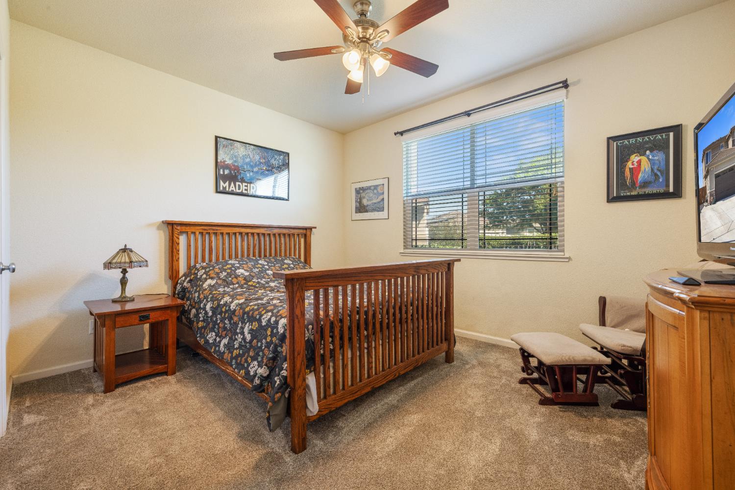 Detail Gallery Image 9 of 41 For 680 Sawtooth Ct, Manteca,  CA 95337 - 4 Beds | 3/1 Baths