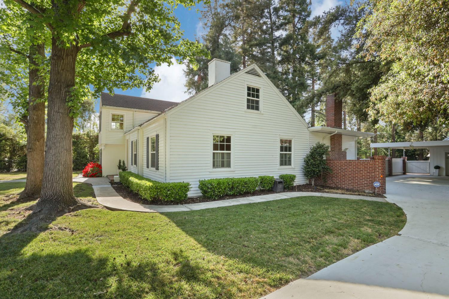 Detail Gallery Image 52 of 80 For 3651 Country Club Blvd, Stockton,  CA 95204 - 6 Beds | 3 Baths