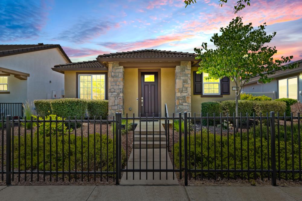 Detail Gallery Image 37 of 37 For 4380 Hovnanian Dr, Sacramento,  CA 95834 - 2 Beds | 2 Baths