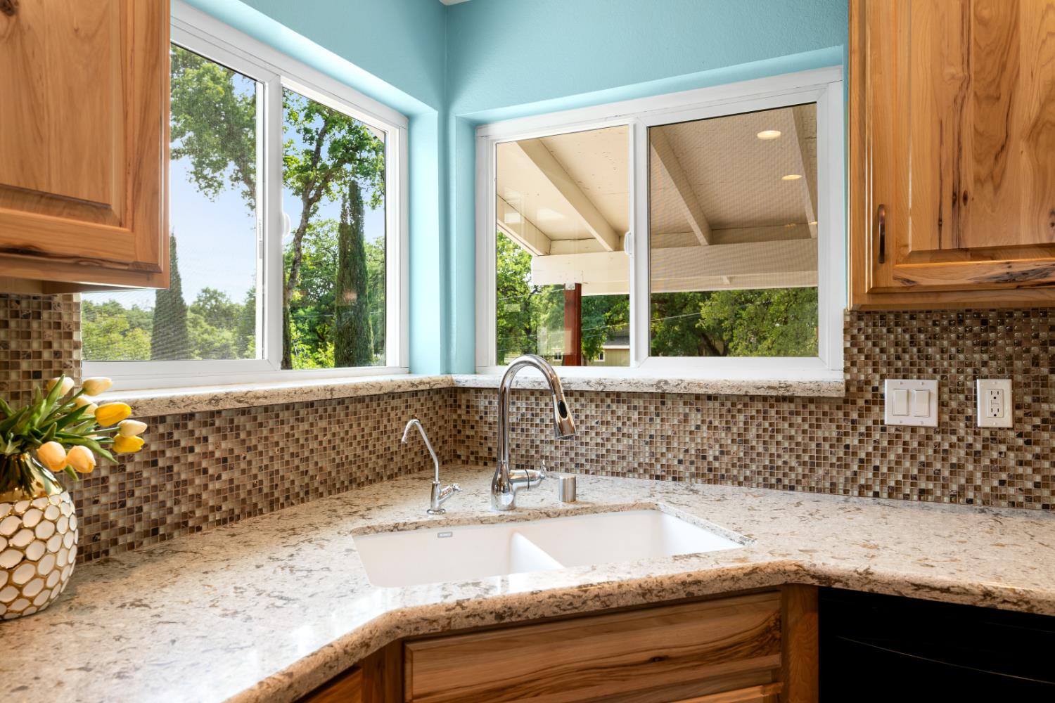 Detail Gallery Image 17 of 80 For 4940 China Hill Rd, El Dorado,  CA 95623 - 8 Beds | 2 Baths