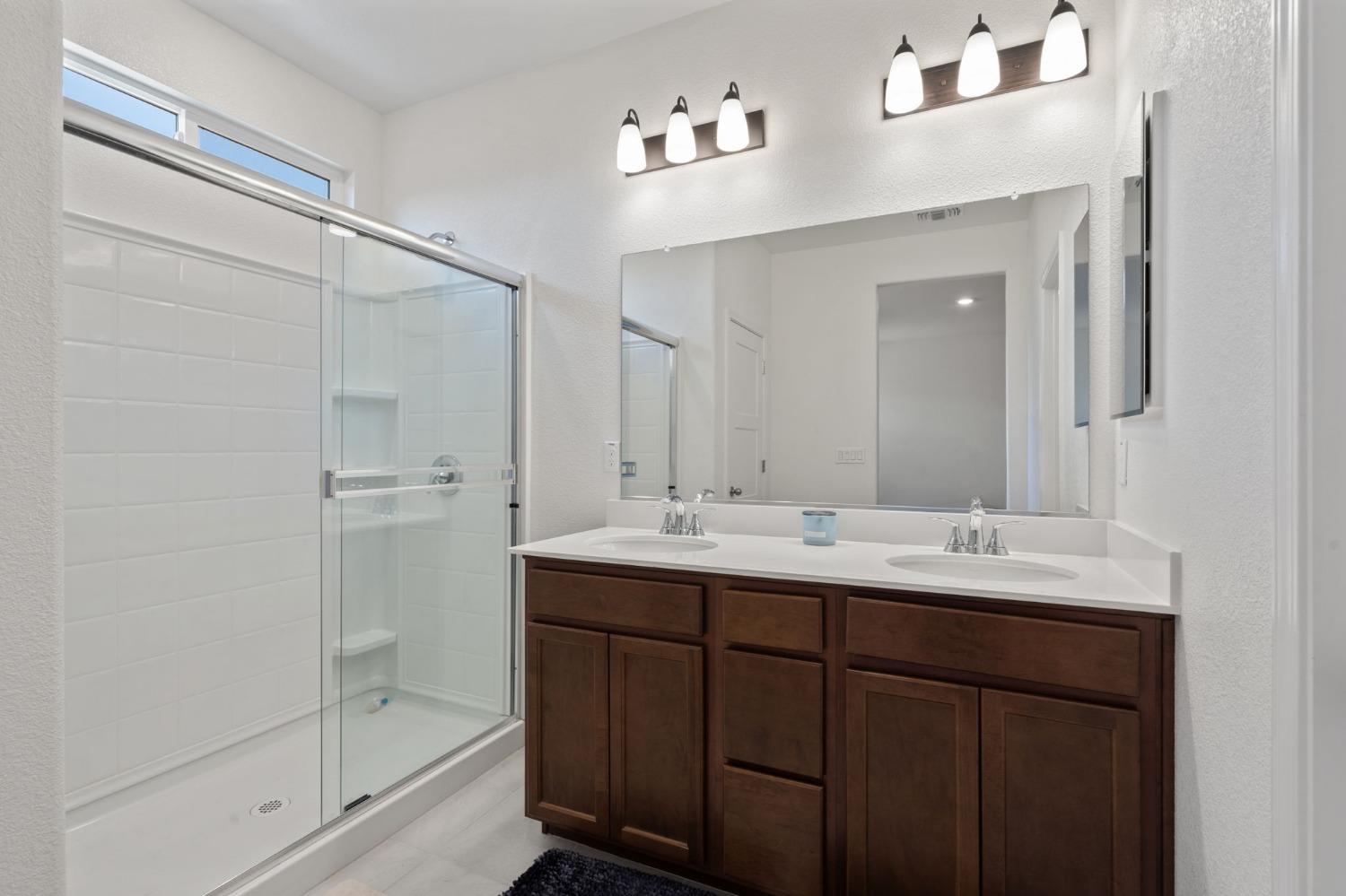 Detail Gallery Image 15 of 26 For 1822 Chelsea Ct, Plumas Lake,  CA 95961 - 3 Beds | 2 Baths