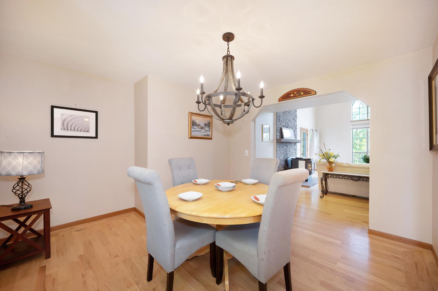 Detail Gallery Image 12 of 67 For 2818 Silvercrest St, Placerville,  CA 95667 - 3 Beds | 2/1 Baths