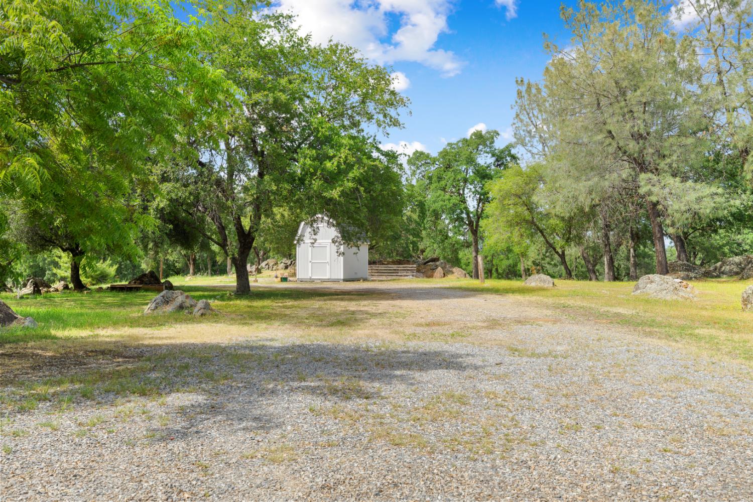 Detail Gallery Image 57 of 80 For 4940 China Hill Rd, El Dorado,  CA 95623 - 8 Beds | 2 Baths