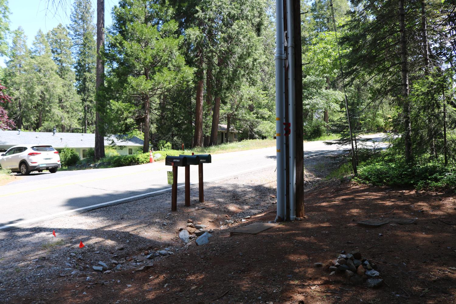 Quaker Hill Cross Road, Nevada City, California image 2