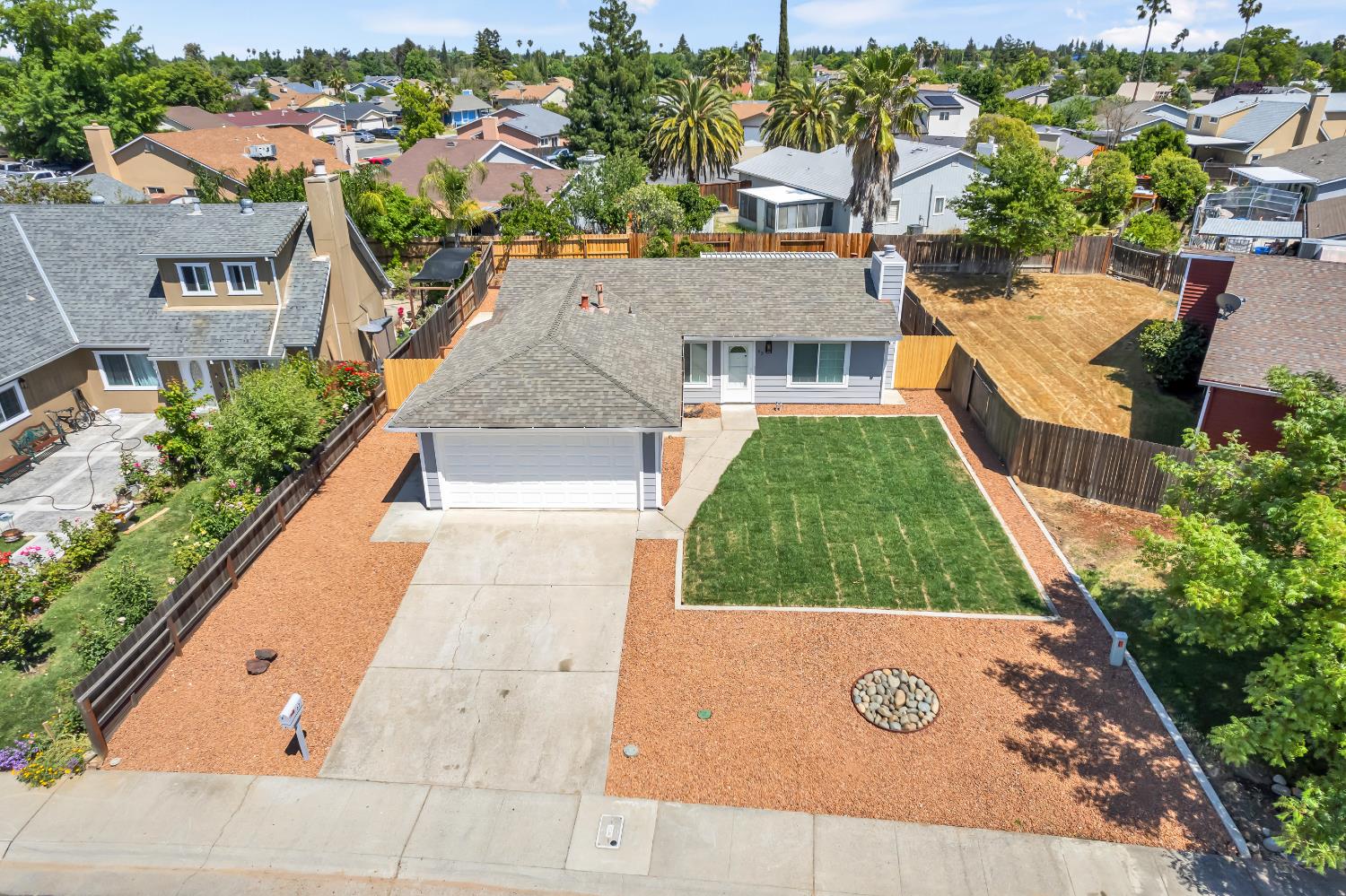 Detail Gallery Image 33 of 35 For 63 Milpitas Cir, Sacramento,  CA 95823 - 3 Beds | 1 Baths