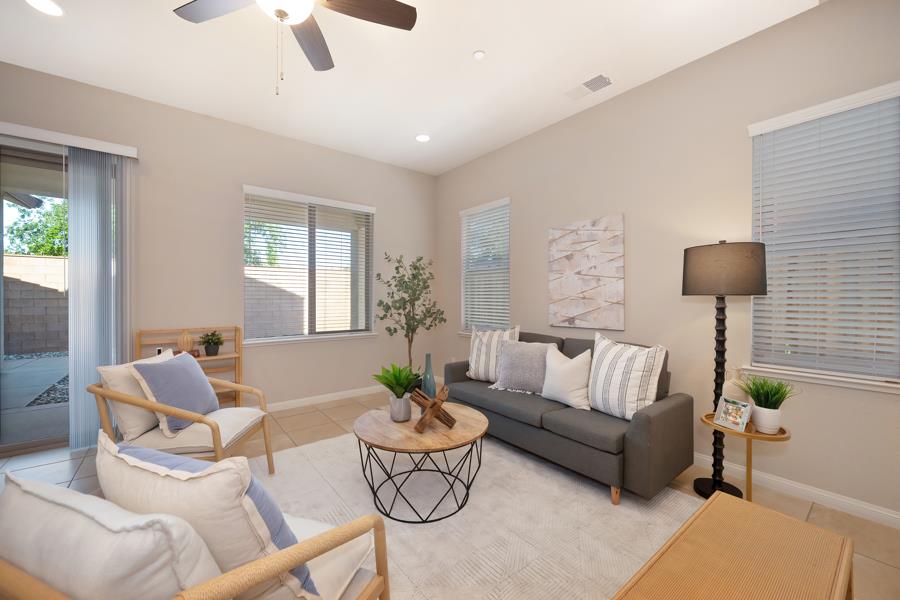 Detail Gallery Image 16 of 53 For 5416 Cannes Ct, Fair Oaks,  CA 95628 - 3 Beds | 2/1 Baths