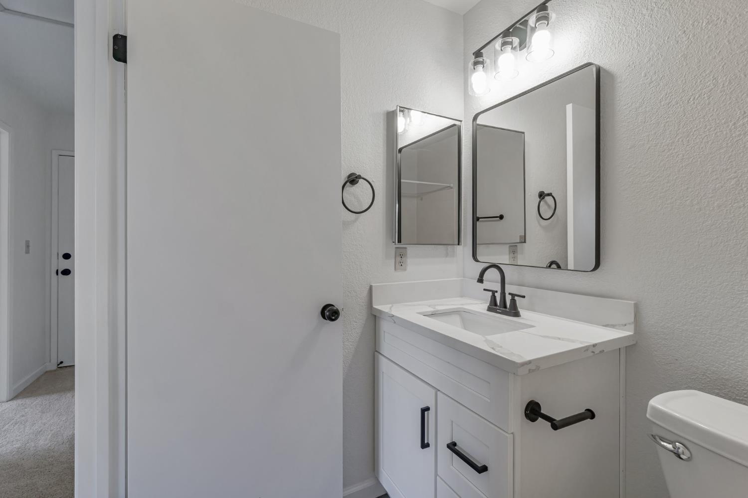 Detail Gallery Image 37 of 52 For 4046 S Royal Links Cir, Antioch,  CA 94509 - 4 Beds | 2 Baths