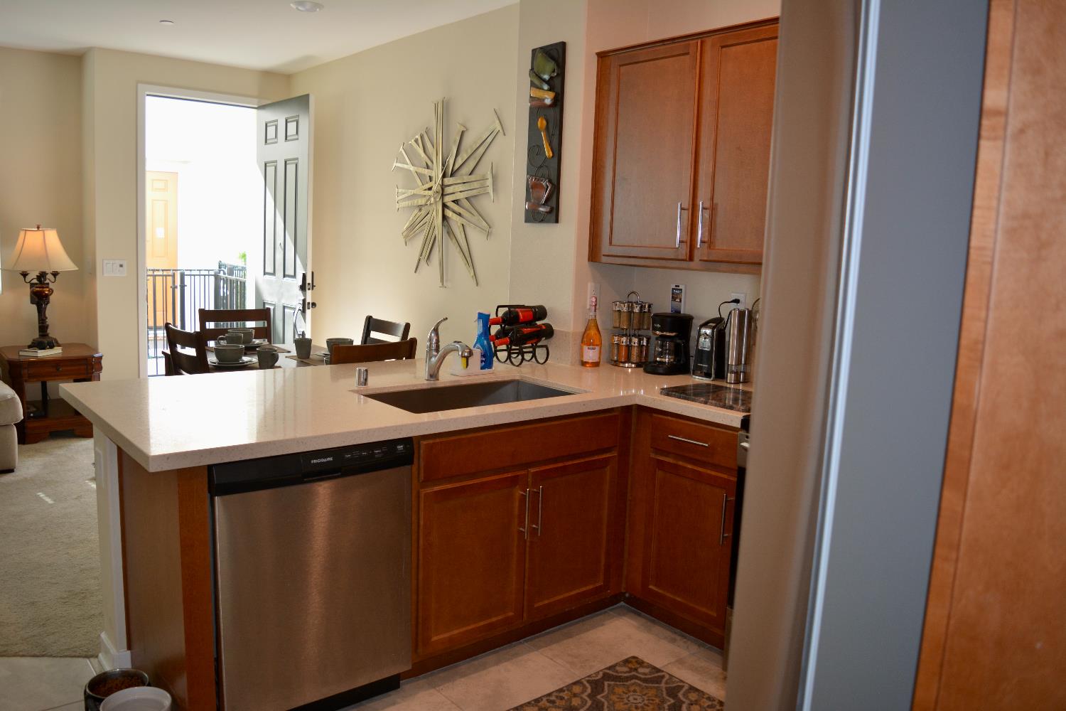 Photo #10: 225064211 Listing: Photo #10