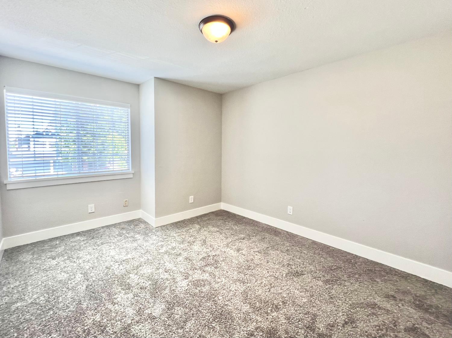 Detail Gallery Image 43 of 48 For 3842 Hunters Glen Pl, Antelope,  CA 95843 - 4 Beds | 3 Baths