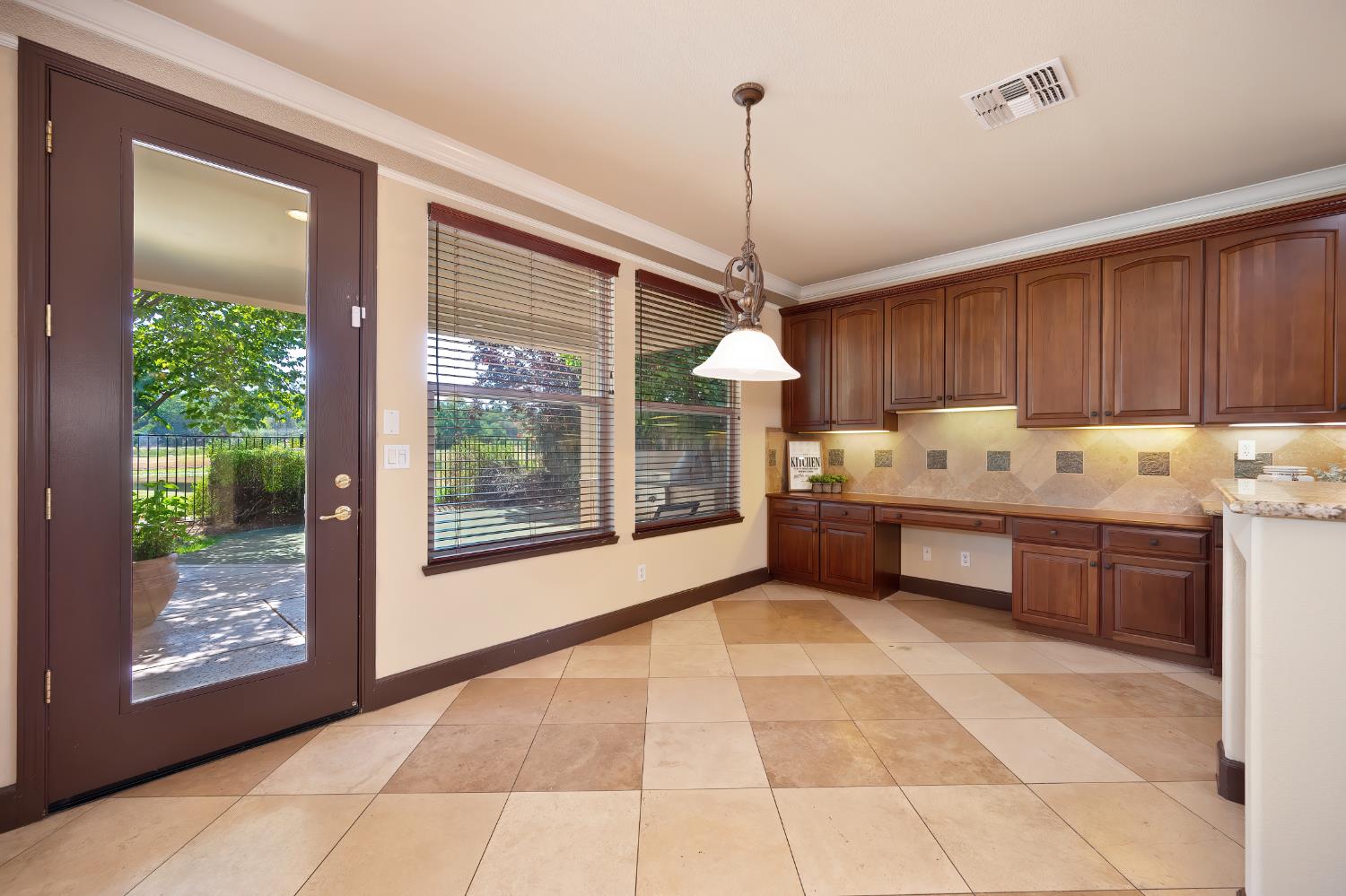 Detail Gallery Image 38 of 88 For 620 Castle Oaks Dr, Ione,  CA 95640 - 4 Beds | 2/1 Baths