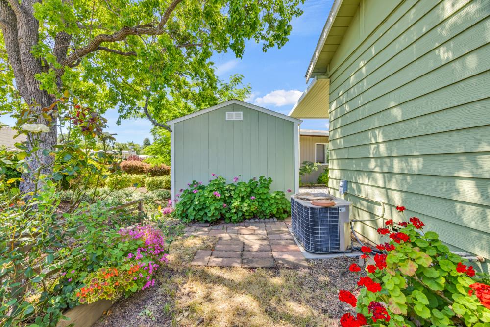 Detail Gallery Image 28 of 75 For 269 Leafwood Way, Folsom,  CA 95630 - 2 Beds | 2 Baths