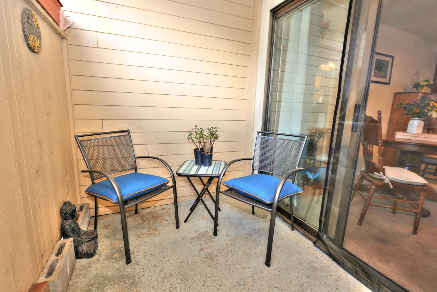 Detail Gallery Image 31 of 36 For 7437 Auburn Oaks Ct #E,  Citrus Heights,  CA 95621 - 2 Beds | 1 Baths