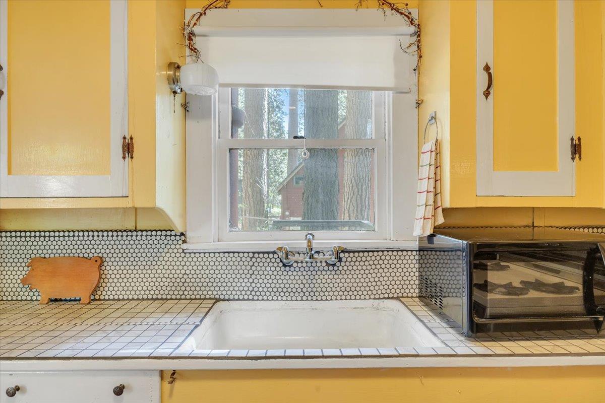 Detail Gallery Image 11 of 39 For 25885 Mono Dr, Long Barn,  CA 95335 - 2 Beds | 1/1 Baths