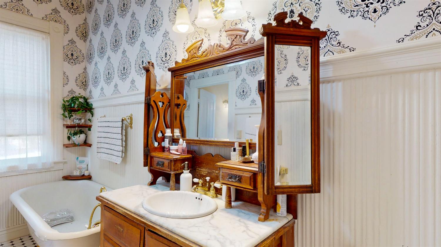 Detail Gallery Image 13 of 64 For 315 Pleasant St, Grass Valley,  CA 95945 - 3 Beds | 2/1 Baths