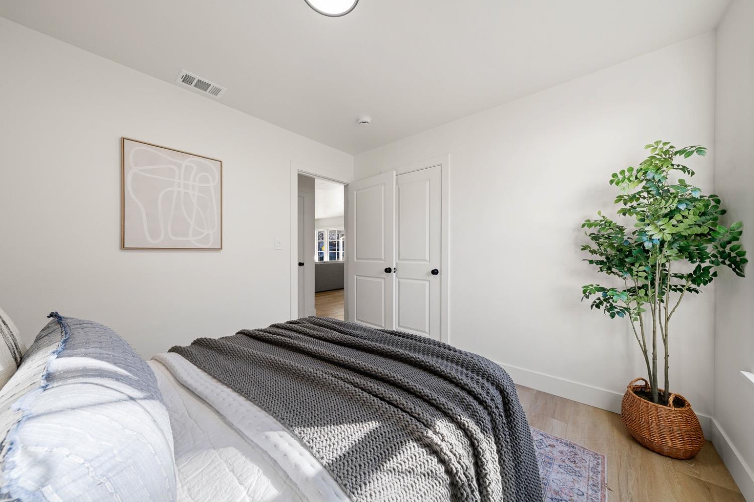 Detail Gallery Image 28 of 49 For 2750 San Luis Ct, Sacramento,  CA 95818 - 3 Beds | 2 Baths