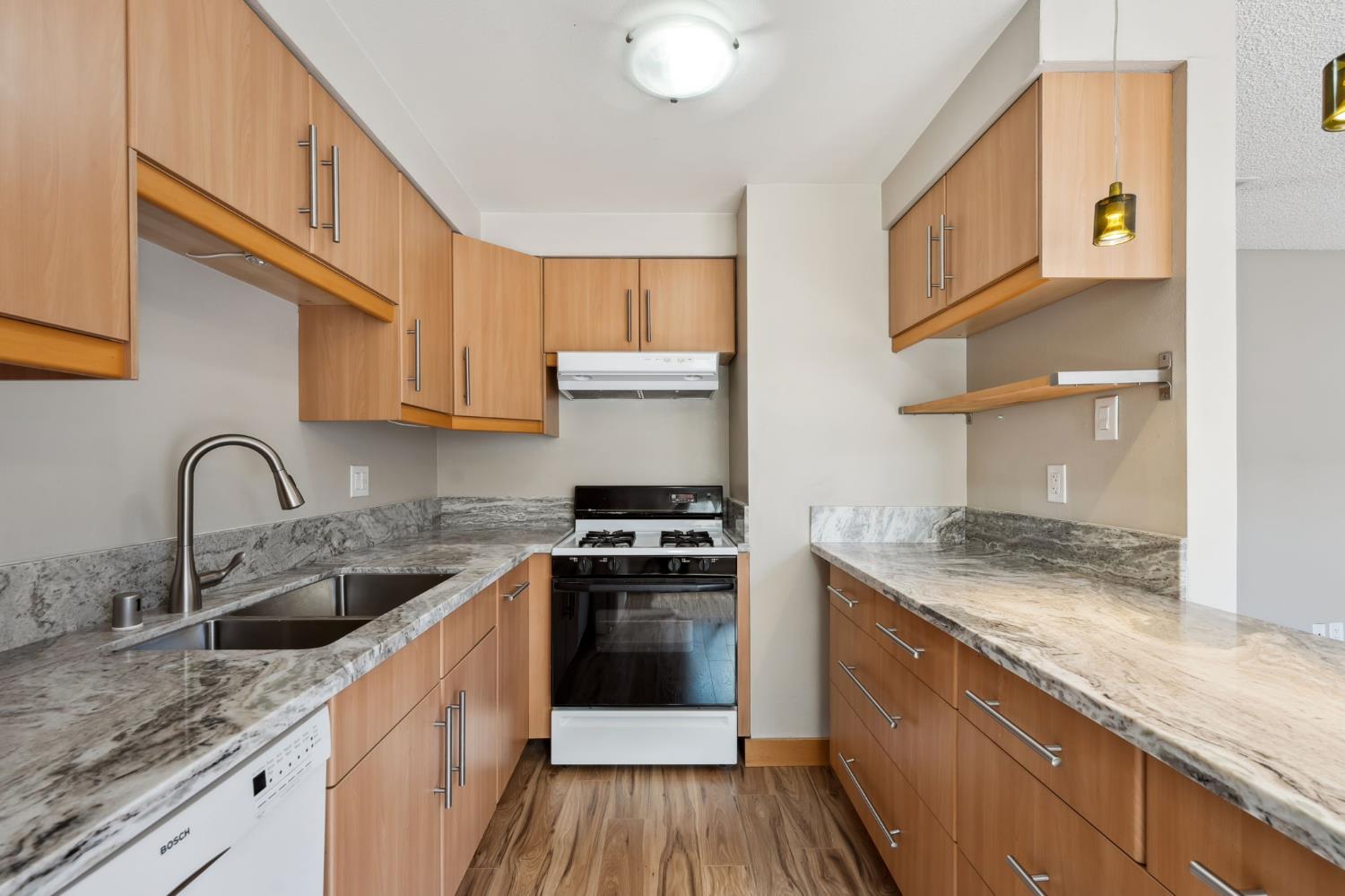 Photo #10: 225060723 Listing: Photo #10