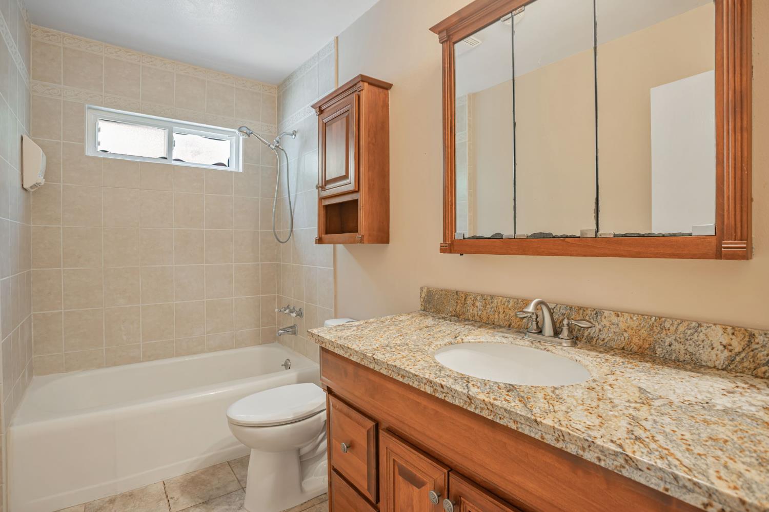 Detail Gallery Image 29 of 42 For 3005 La via Way, Sacramento,  CA 95825 - 4 Beds | 2 Baths