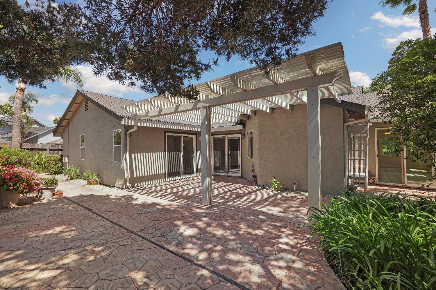Detail Gallery Image 38 of 61 For 6001 Laguna Villa Way, Elk Grove,  CA 95758 - 3 Beds | 2 Baths