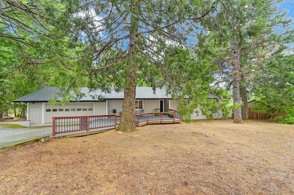 Detail Gallery Image 3 of 90 For 25375 Pineview Dr, Colfax,  CA 95713 - 3 Beds | 2 Baths