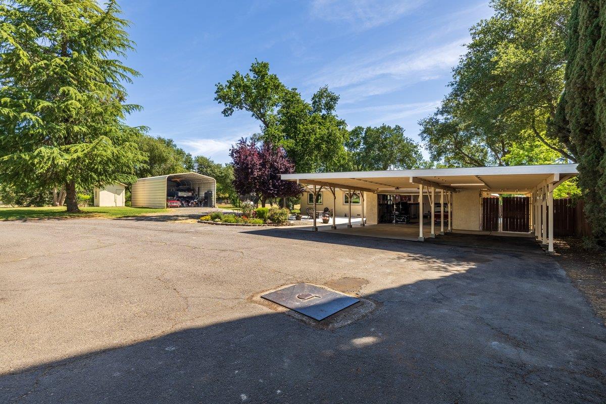 Detail Gallery Image 5 of 56 For 4325 Dias Ln, Loomis,  CA 95650 - 3 Beds | 2 Baths